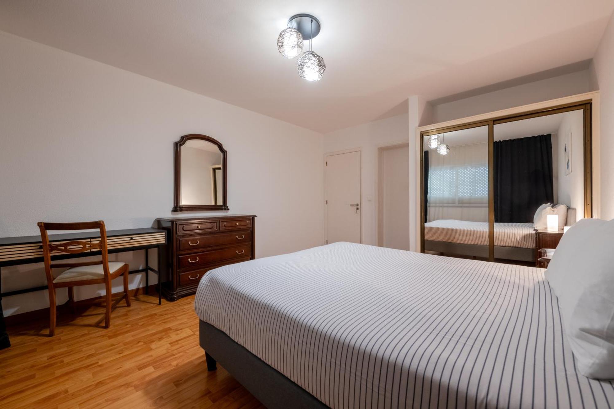 Atlantic View Apartment At Formosa Beach Funchal  Bagian luar foto