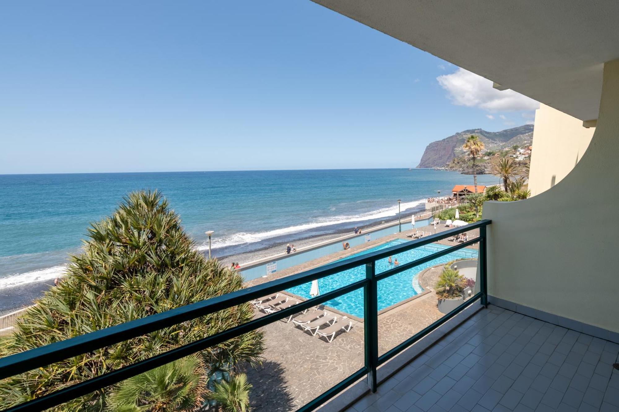 Atlantic View Apartment At Formosa Beach Funchal  Bagian luar foto